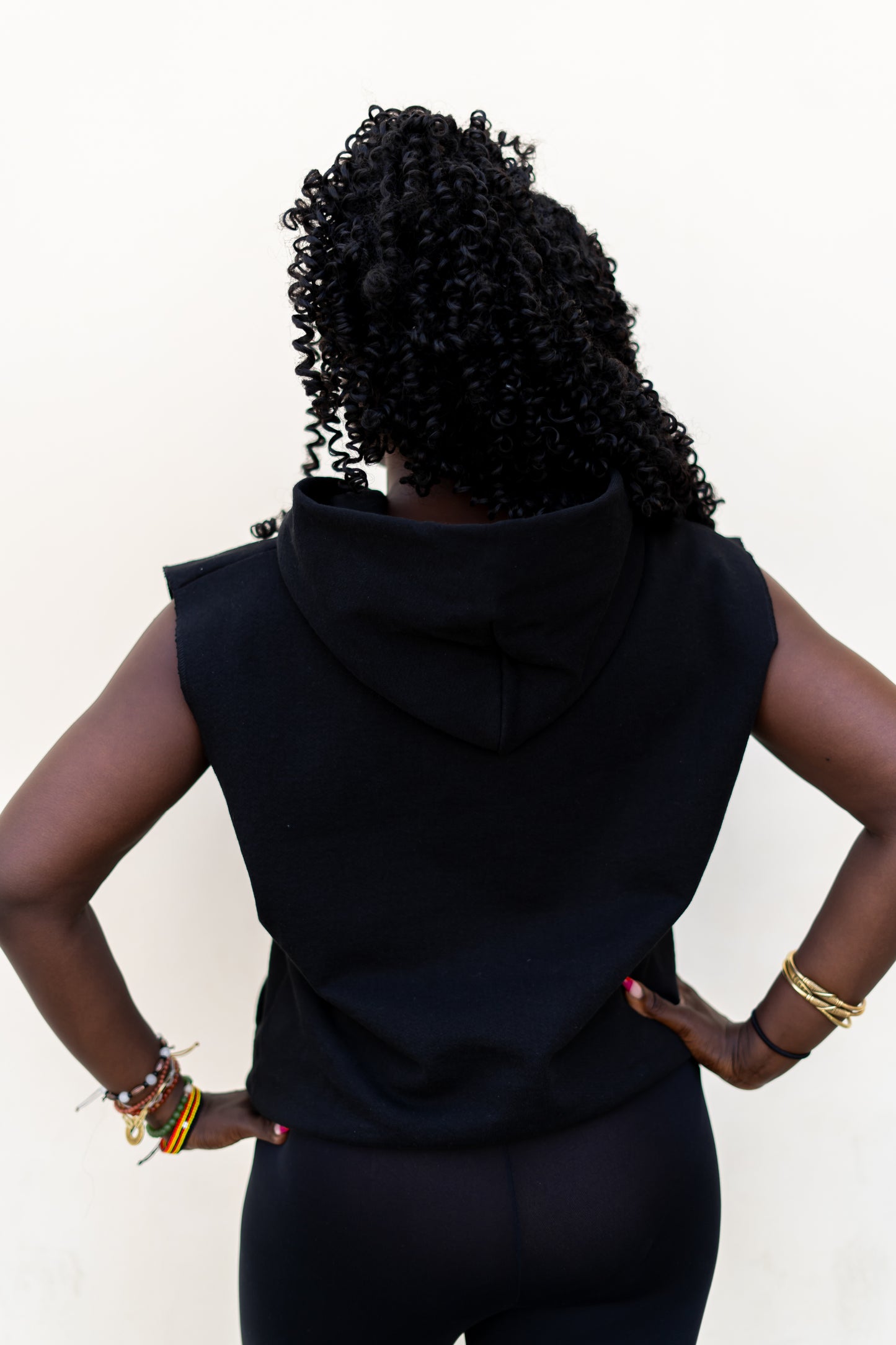 shefa sleeveless hoodie